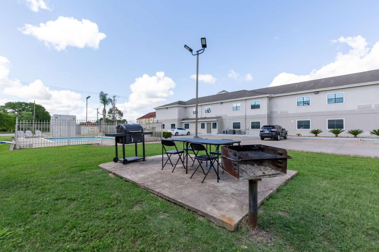 Studio 6 Bay City Tx Exterior foto